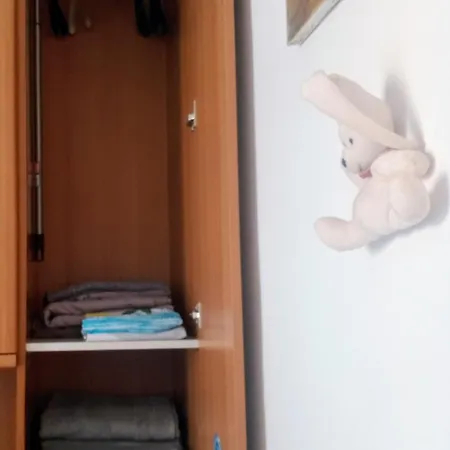 Quedar-se A L'alguer * אלגהרו